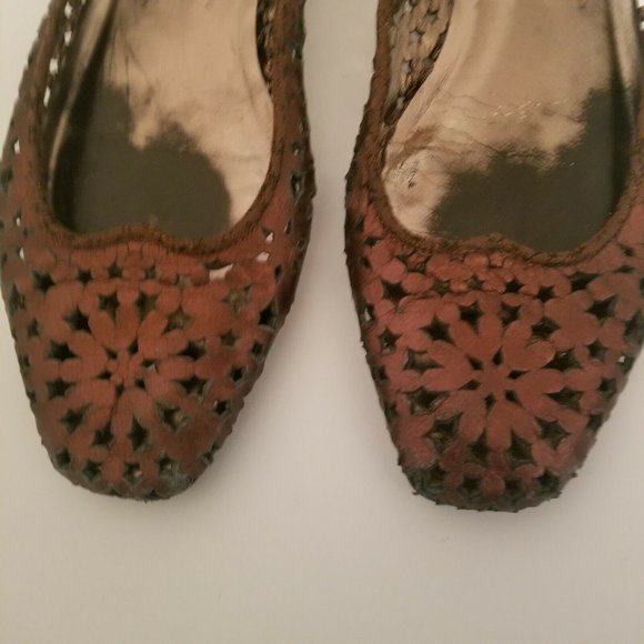 Jimmy Choo Bronze Brown Leather Star Cutout Flats - Picture 5 of 8